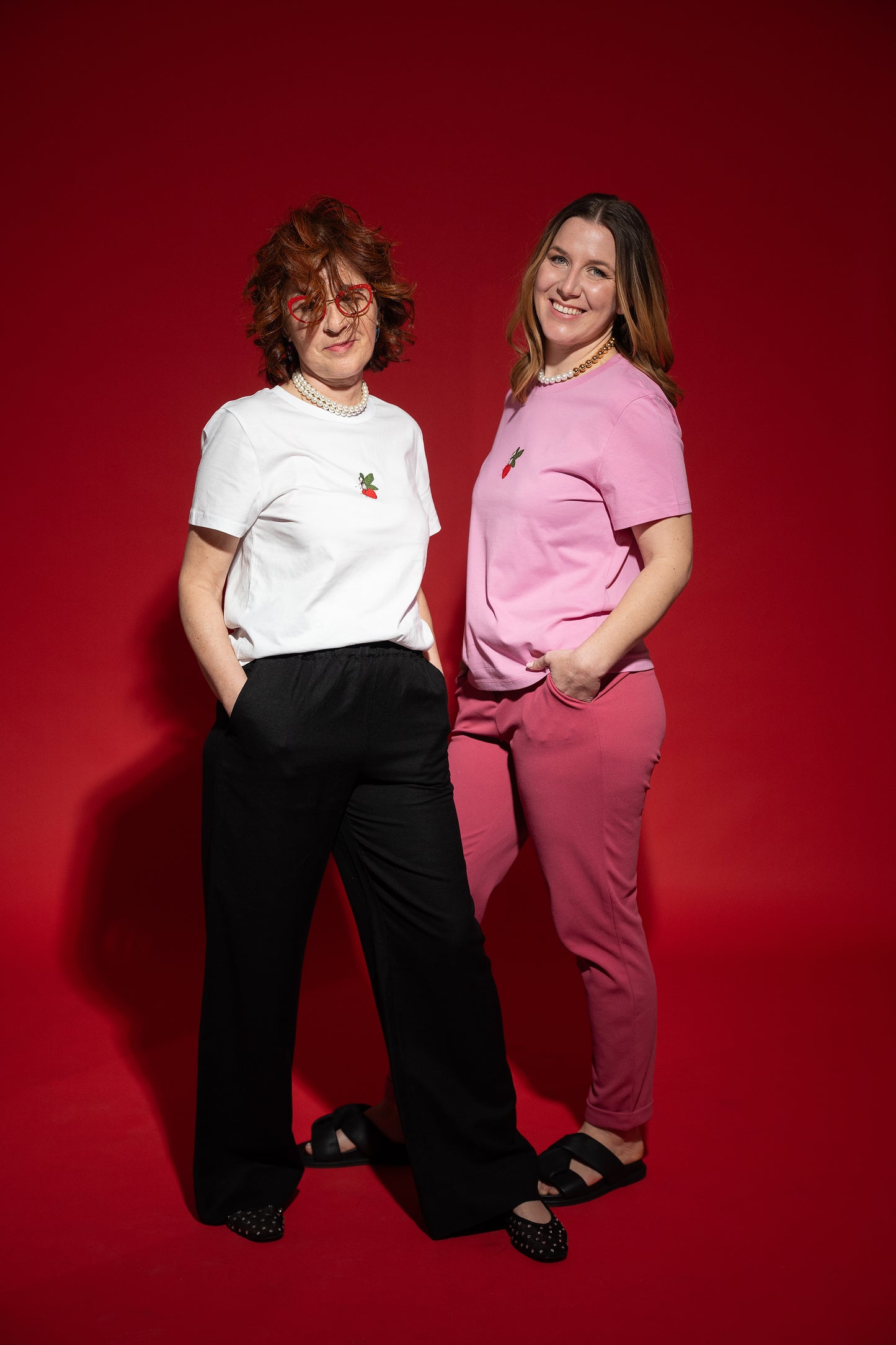 Women'a T-Shirt Strawberry