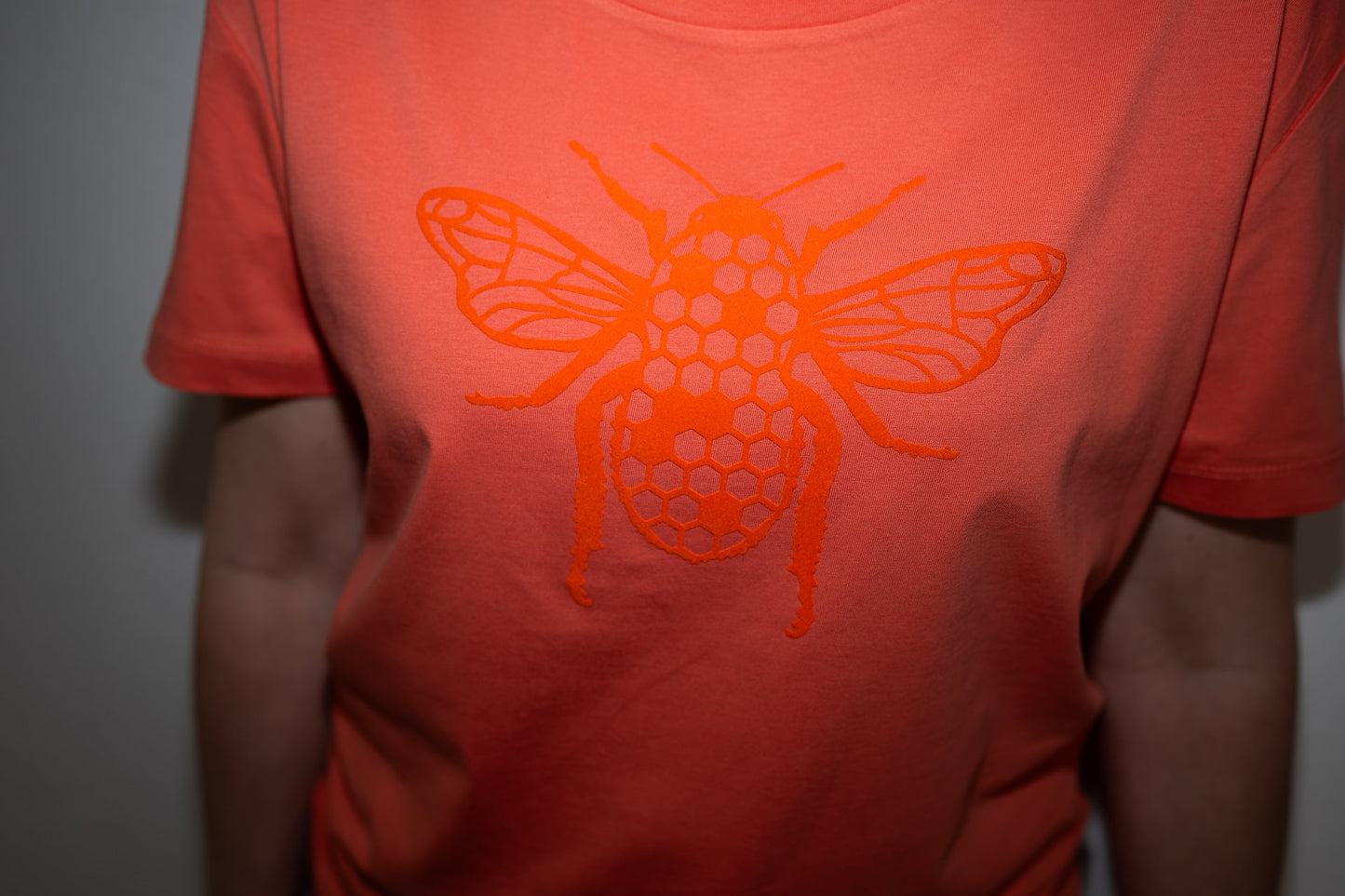 BEE T-Shirt