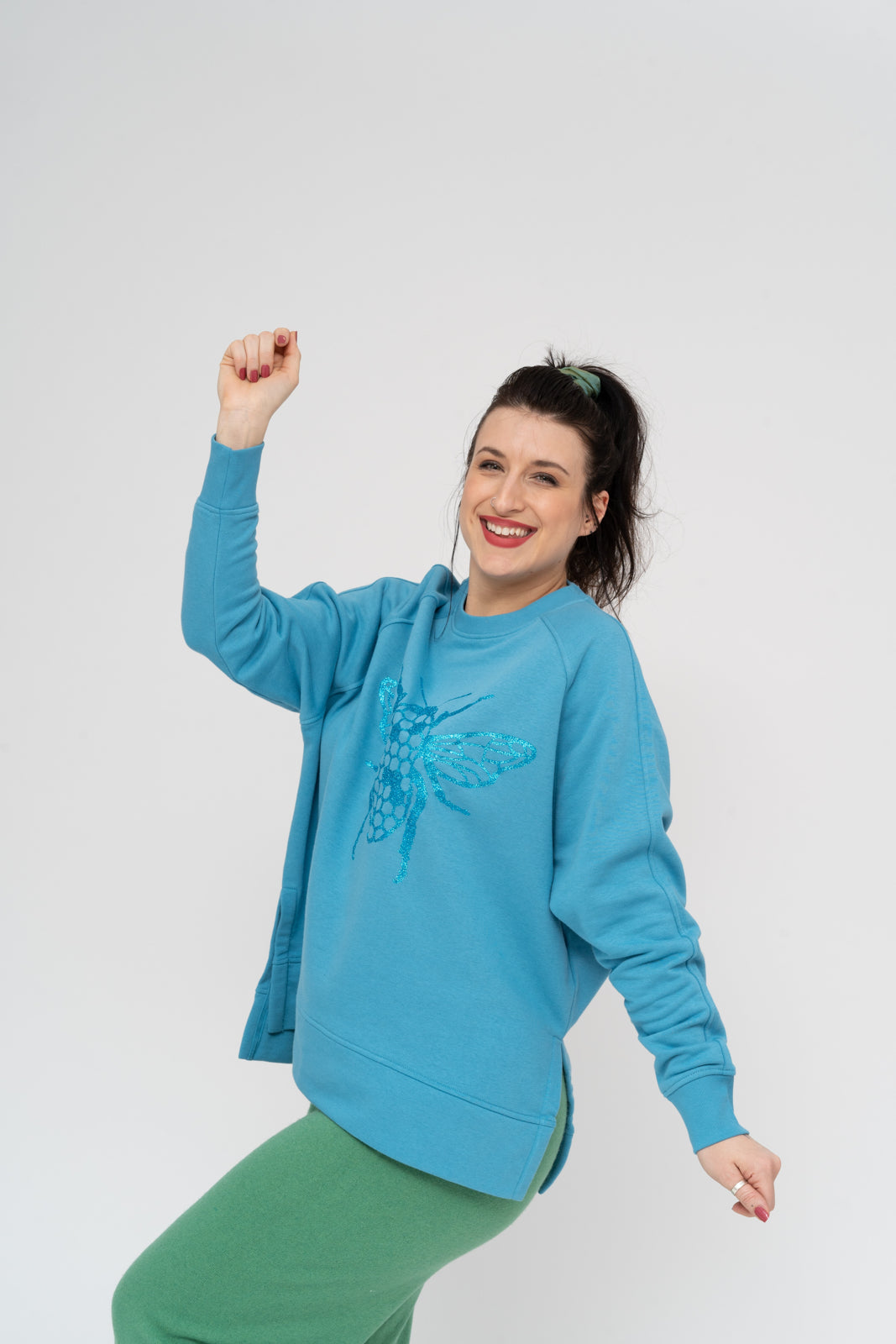 Pulover ženski oversize moder