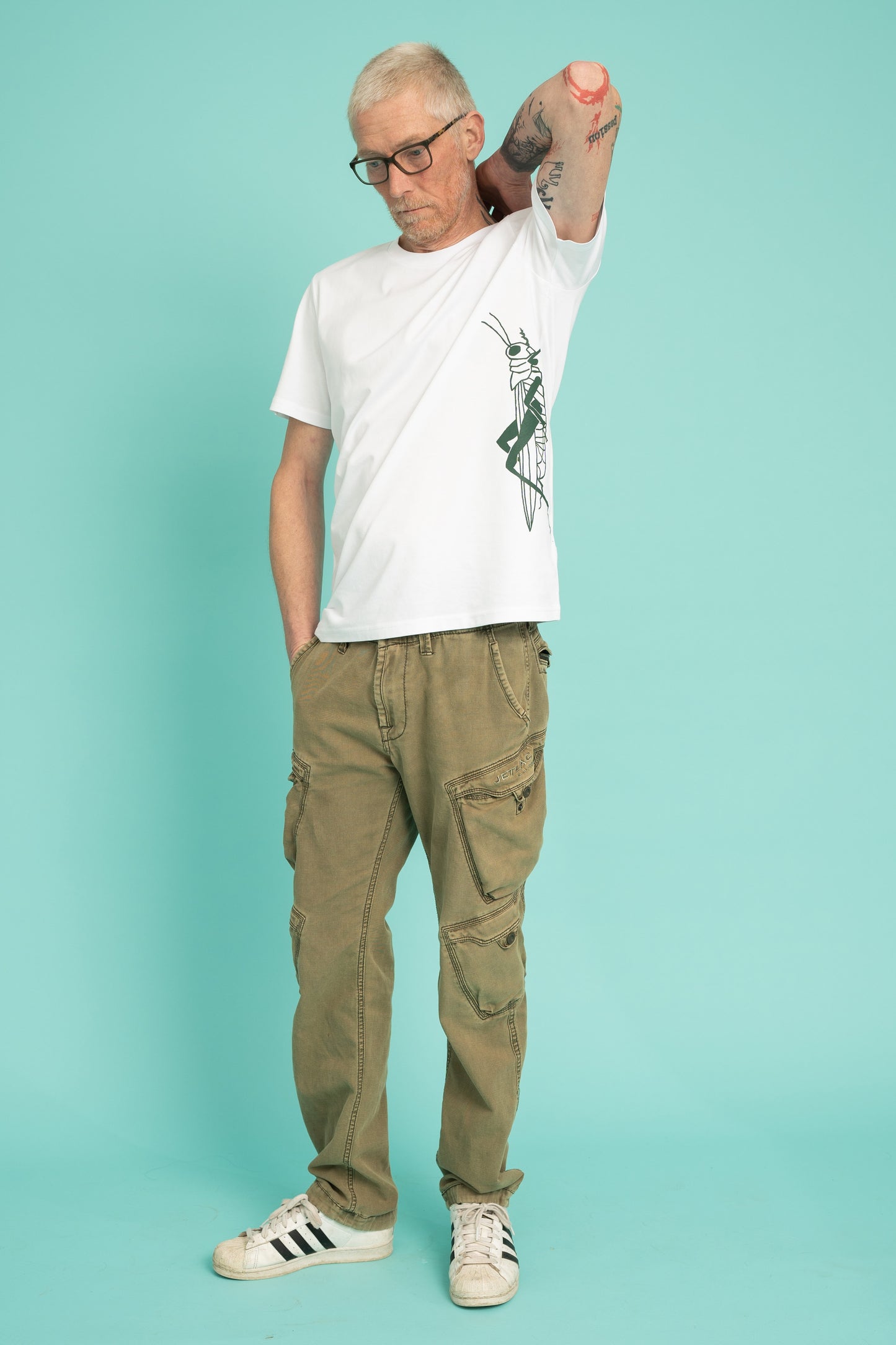 Green grasshopper on unisex tee