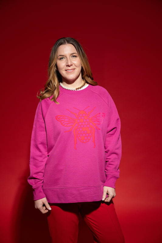 Women's oversize sweater with side cut, 300 g organic cotton - longer on the back