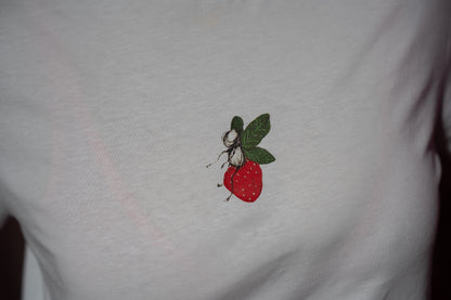 Women'a T-Shirt Strawberry