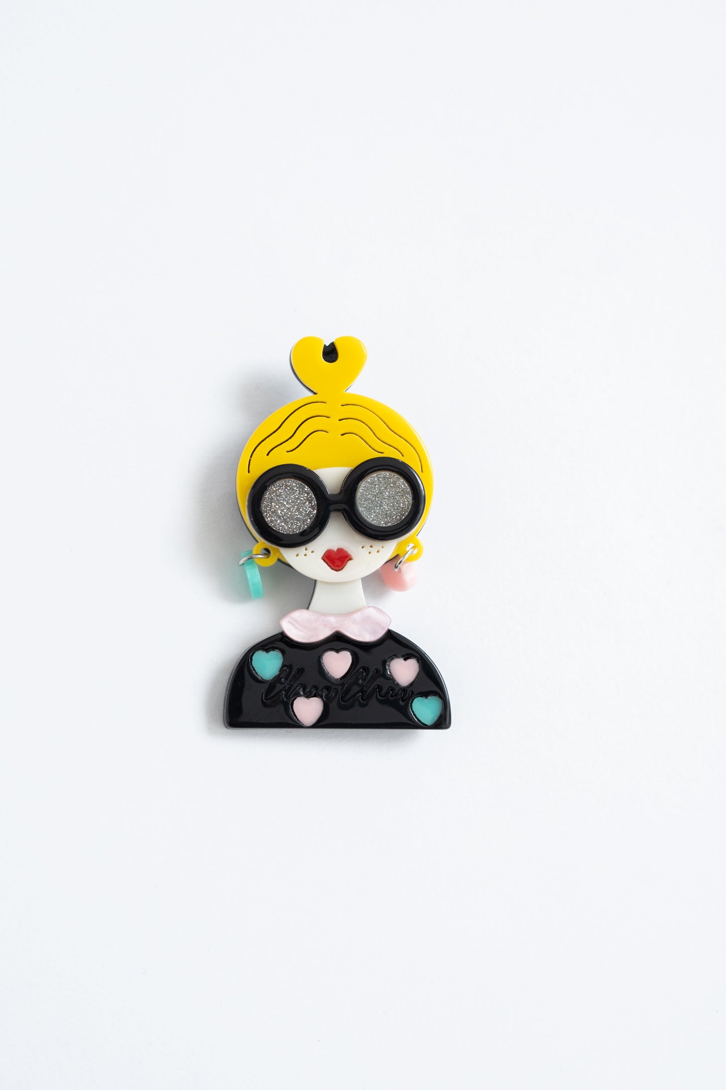Brooch-girl with glasses