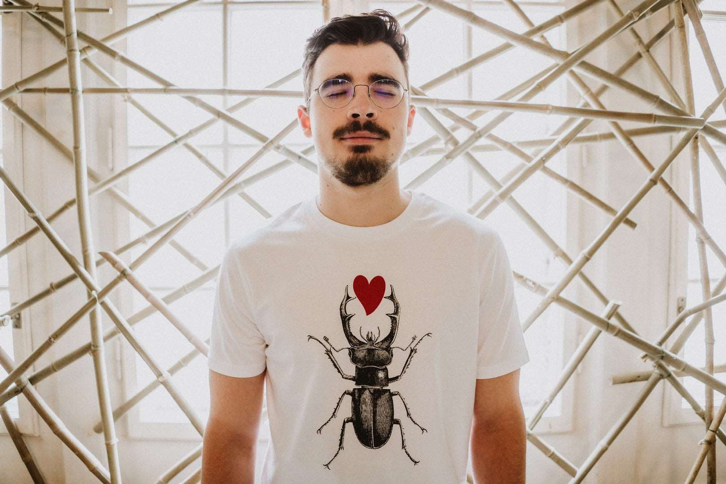T-shirt with scarab and plush heart