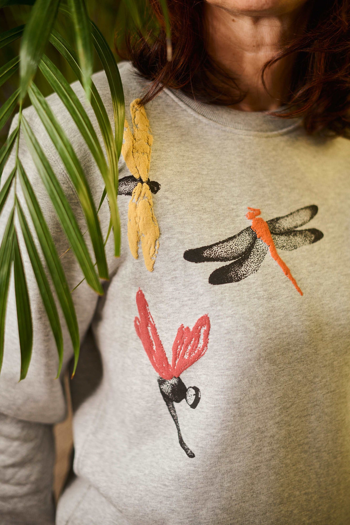 Sweater with 3D dragonflies