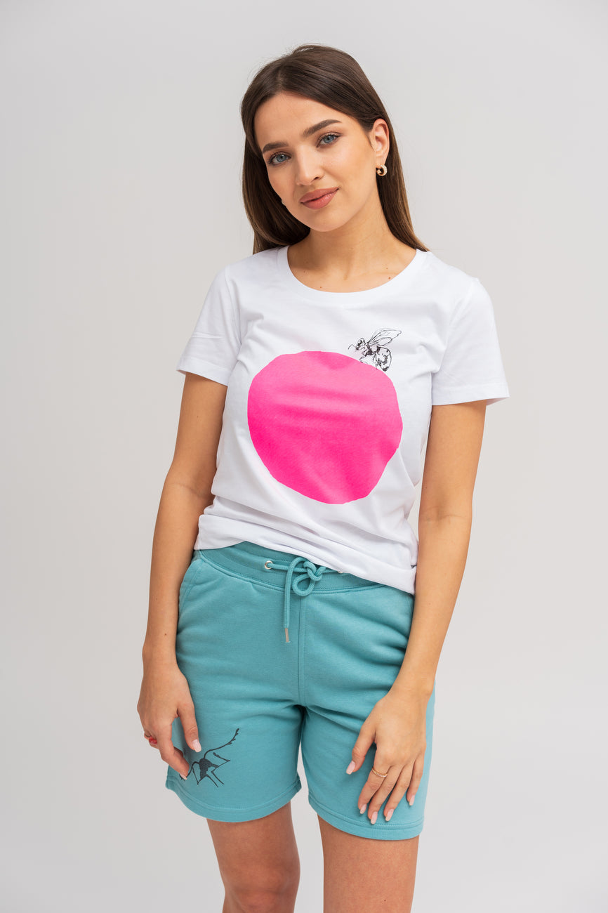 A bee on a pink circle 