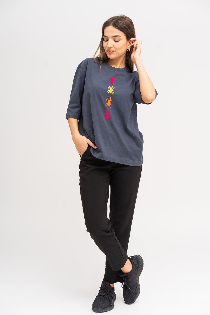 T-Shirt with slightly longer sleeves, straight cut/organic cotton