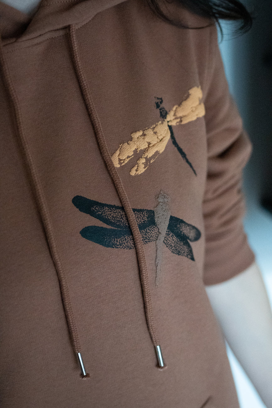 Hoodie obleka v cimet barvi