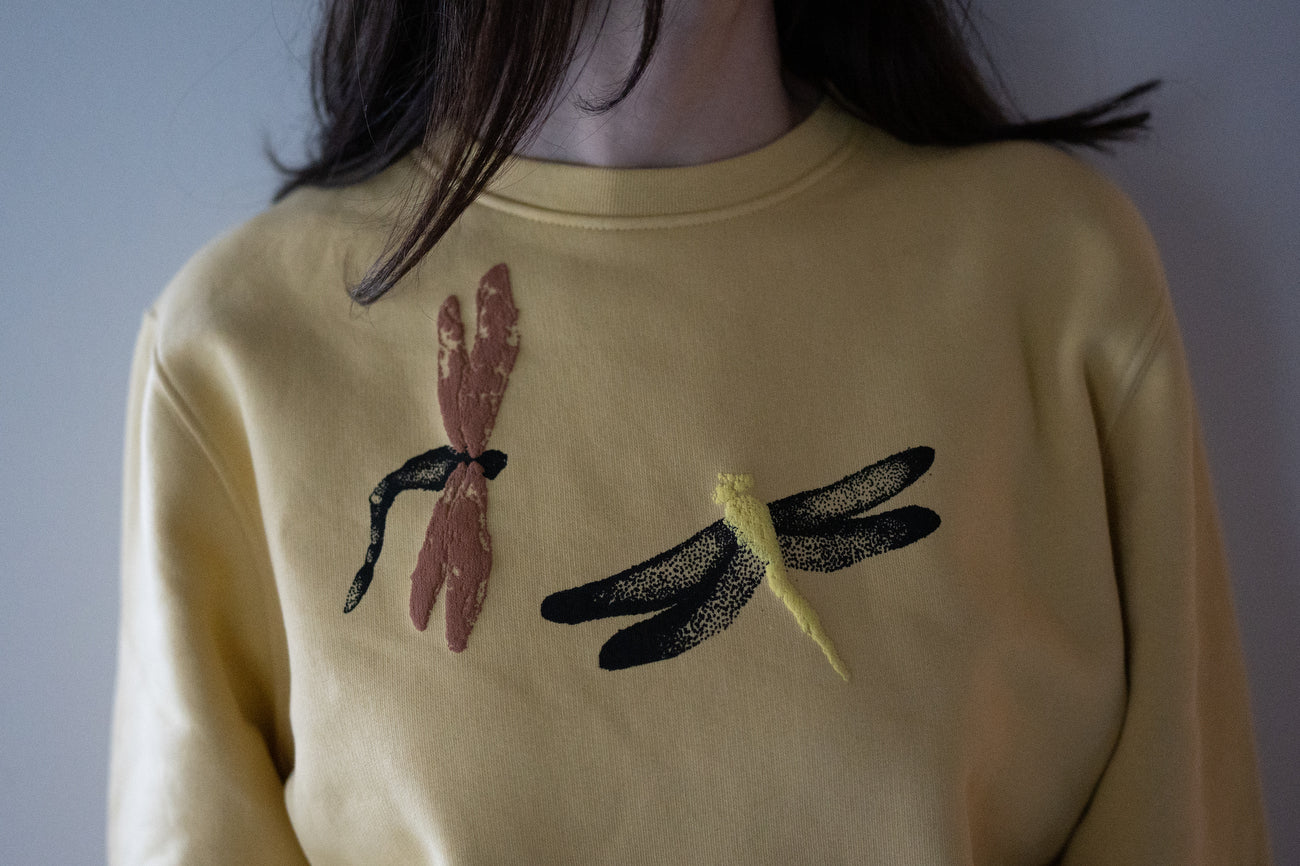 Jojoba sweater with 3d dragonflies 