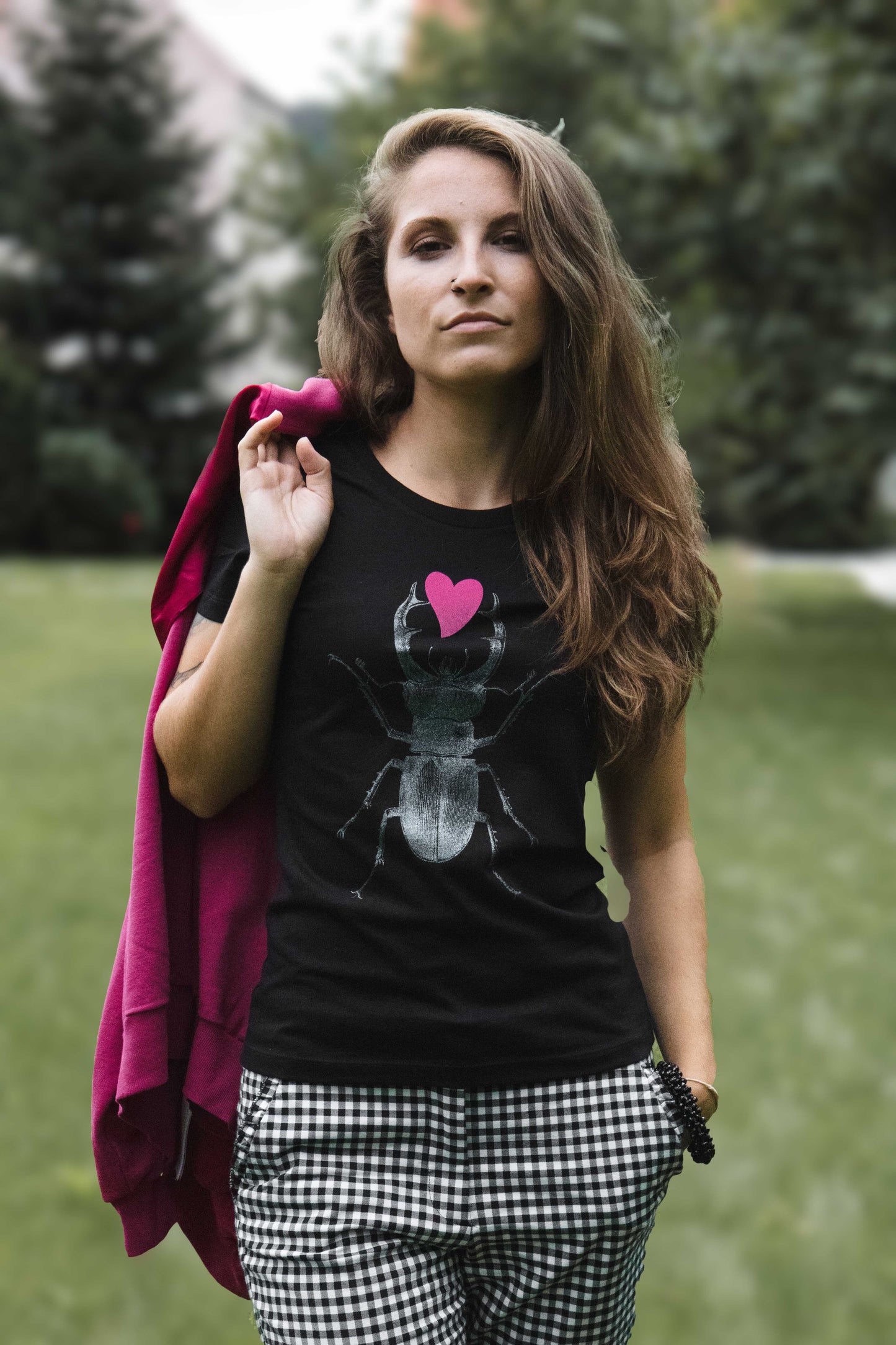 Silver scarab with pink plush heart, female model - 150 g cotton