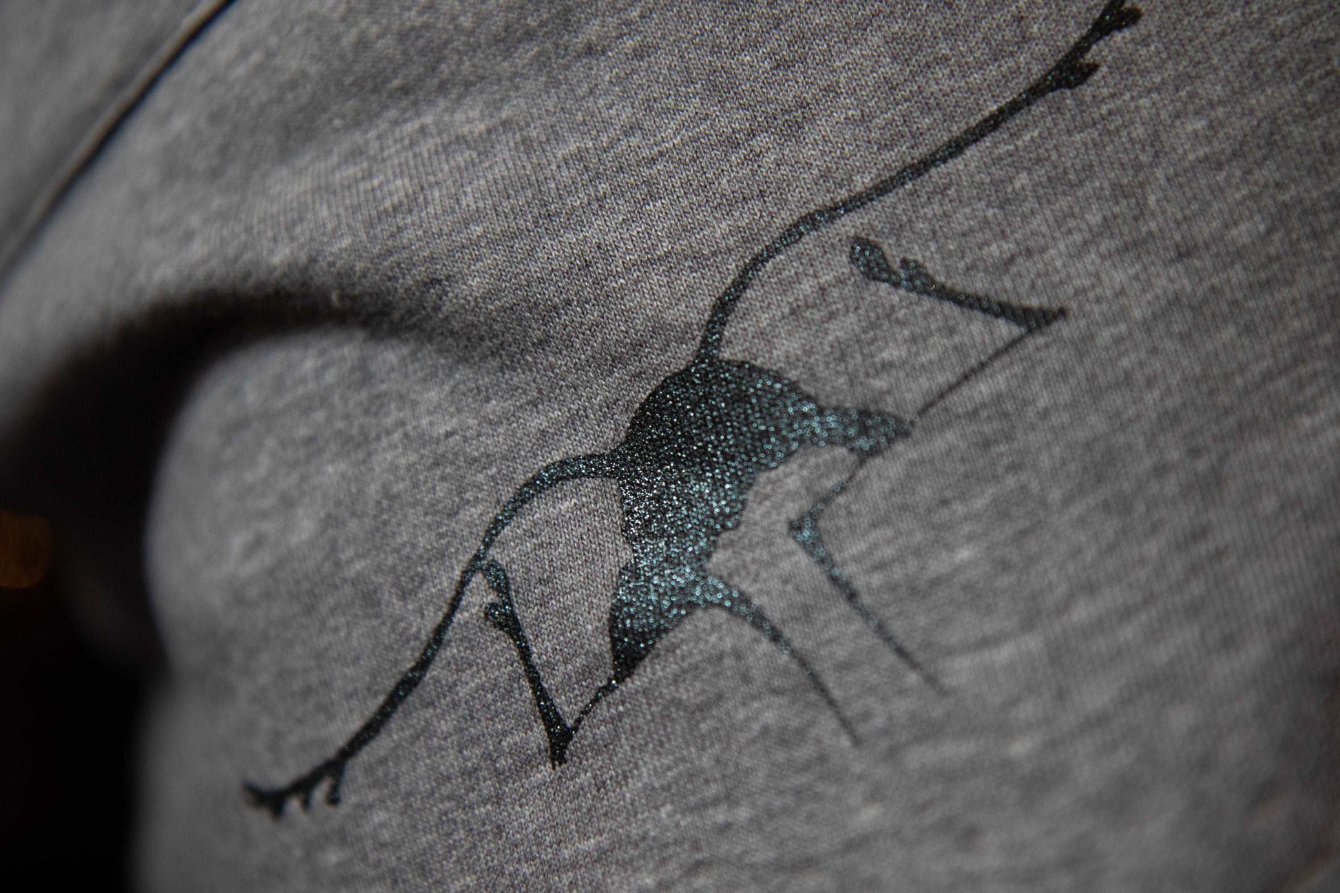 Siva hoodie obleka in črn bleščični metulj spredaj in zadaj - 300 g bombaž
